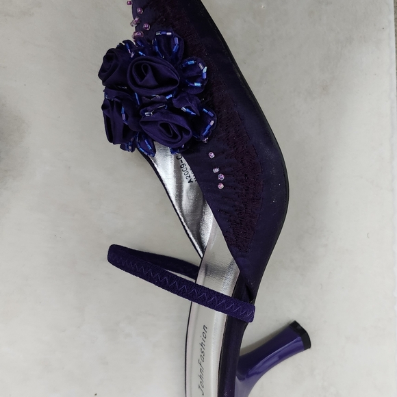 Women's Dress Shoe - Picture 7 of 8